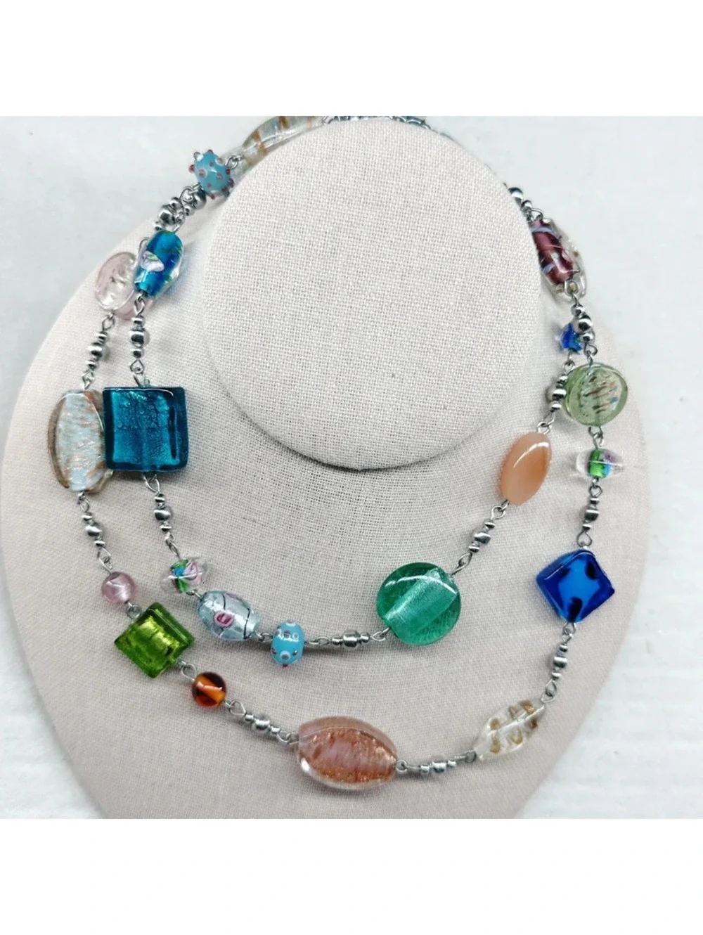 342u. Premier Designs Floral Glass Necklace